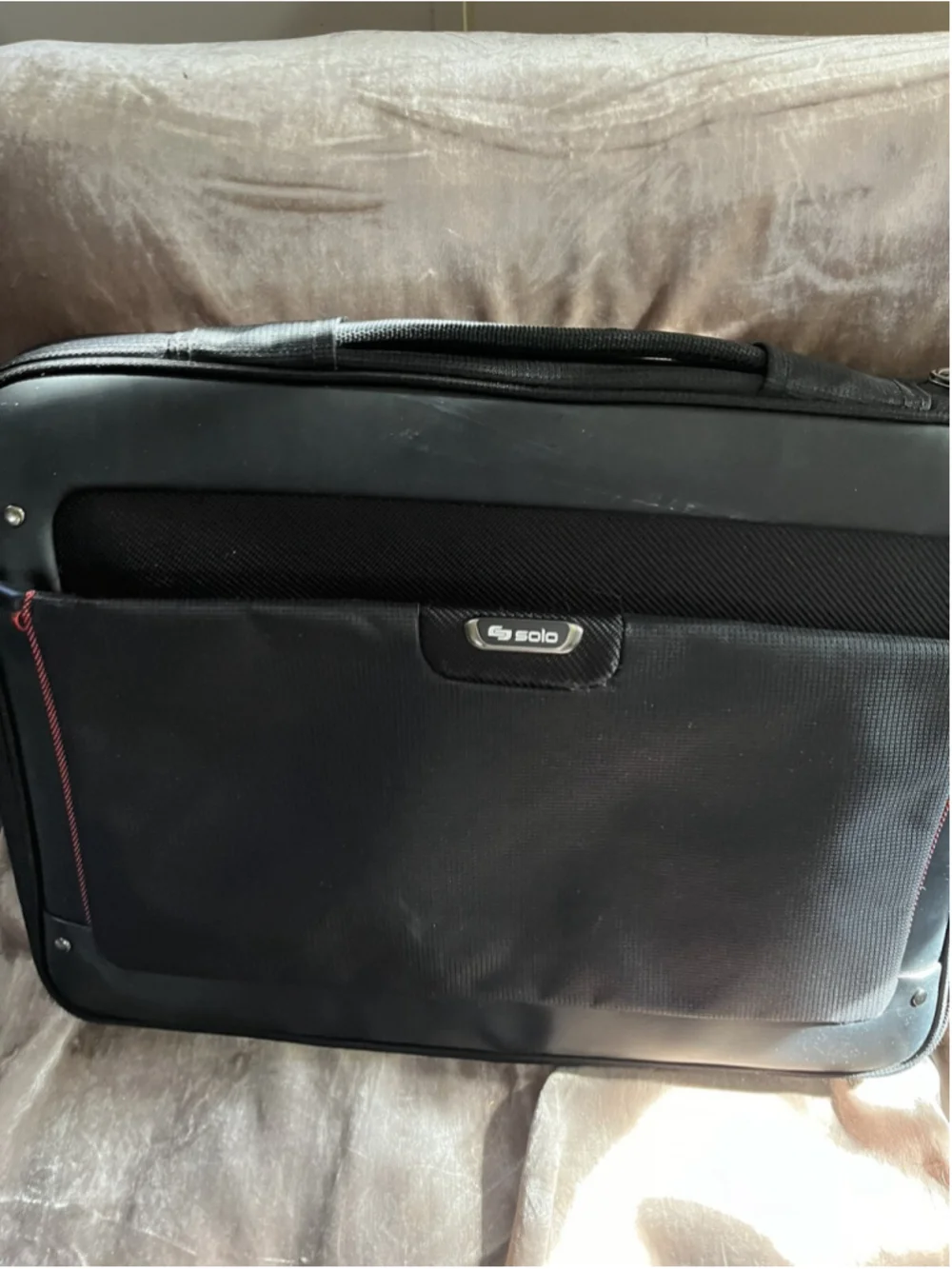 Solo Red Padded Laptop Computer Case BRAND NEW SEE PHOTOS , NICE